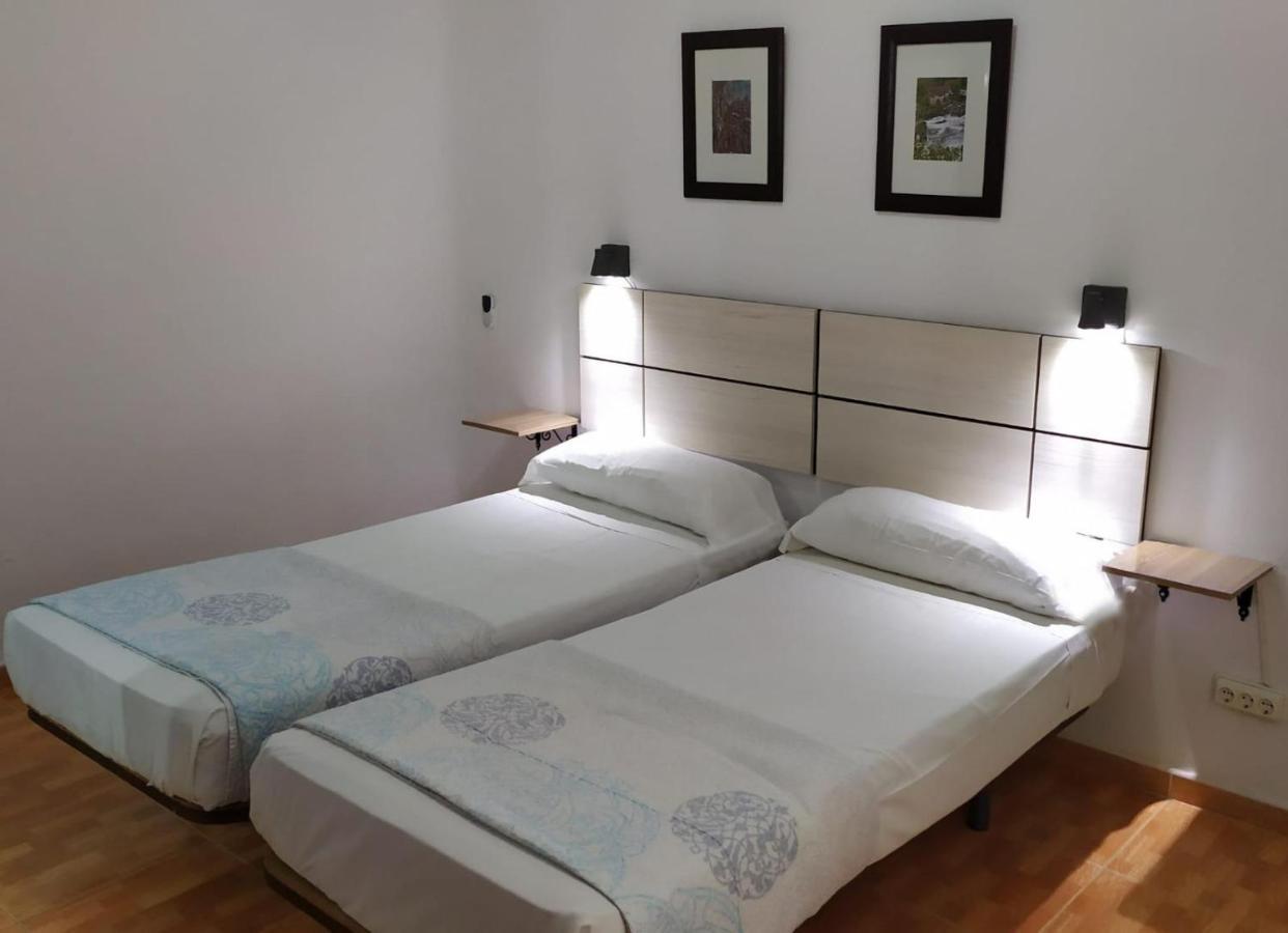 Hostal Miami Madrid Exterior foto